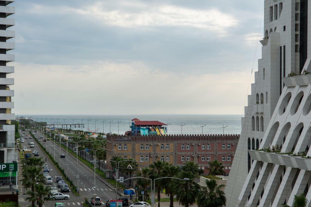 Apartment With Sea View Batumi Luaran gambar