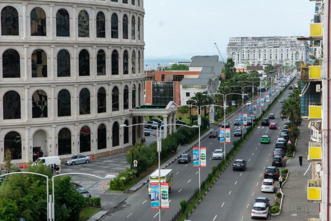 Apartment With Sea View Batumi Luaran gambar