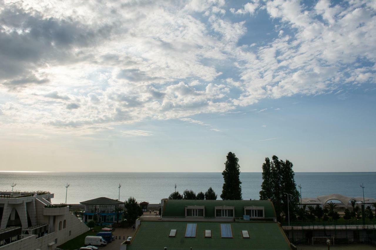 Apartment With Sea View Batumi Luaran gambar